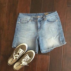 🔹🔹  Denim shorts  🔹🔹